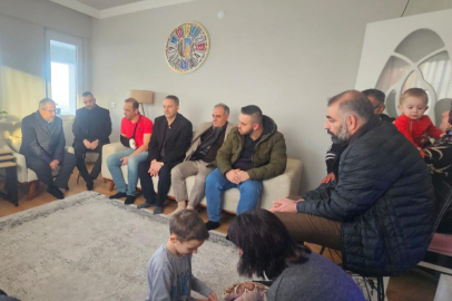 Yalova Anahtar Parti heyetinden şehit ailesine ziyaret