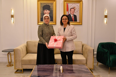 Meliha Akyol’dan Vali Hülya Kaya’ya veda ziyareti