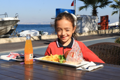 Çiftlikköy Belediyesi’nden öğrencilere yarıyıl tatili hediyesi