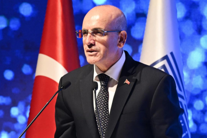 Mehmet Şimşek, “Enflasyon beklentilerindeki düşüş eğilimi sürüyor”