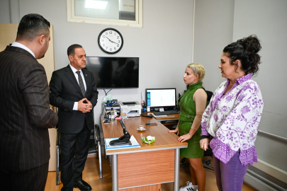 Vali Usta, birim personelleriyle tanıştı