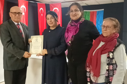 “Bir kere yükselen bayrak bir daha inmez”