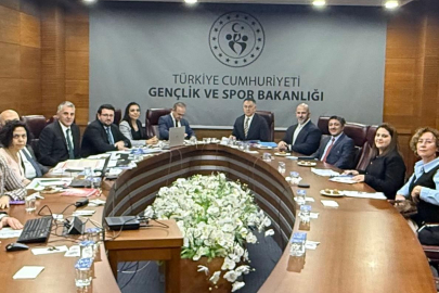 Koray Girgin, bakanlıkta bütçe görüşmesine katıldı