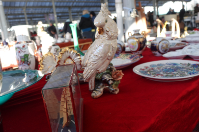 Yalova İkinci El Eşya Pazarı’nda bu hafta neler vardı?