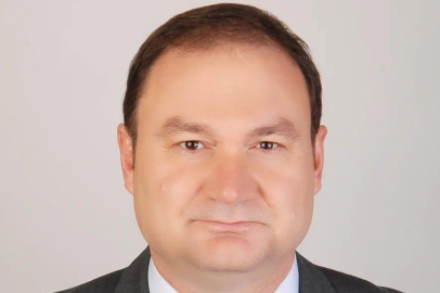 Yalova Belediyesi eski Başkanı Barbaros H. Binicioğlu, “Ak Parti 2002’ye dönmeli”