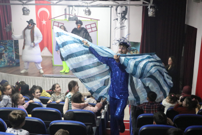 Çiftlikköy’de Çocuk Tiyatrosu Şöleni ‘Kardan Adam’la final yaptı