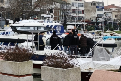 İDO iskelesinin altında kimliği belirsiz kadın cesedi bulundu