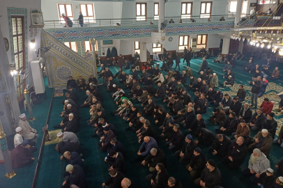 Deprem şehitleri Yalova’da dualarla anıldı