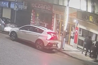 Film gibi soygunun detayları netleşti! 1 buçuk kilo altını 90 saniyede çalmışlar