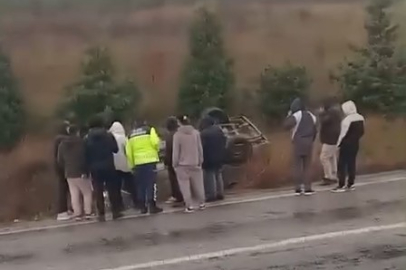 Koru’da virajı alamayan otomobil devrildi! 1 yaralı