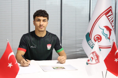 Yalova FK’da transfer şov