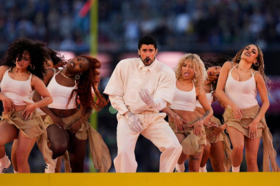 Super Bowl LX’e Bad Bunny damgası! O şov tarihe geçti