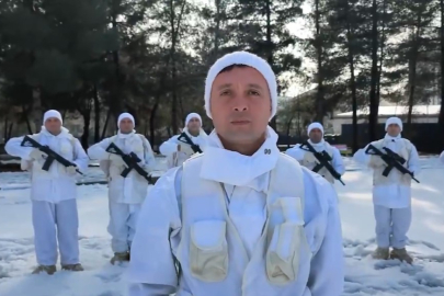 Kahraman komandolar Sebahat teyzenin ördüğü berelerle ısınacak