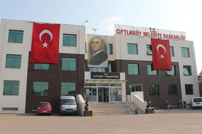 İLÇEMİZ MUHTELİF CADDE VE SOKAKLARINA ASFALT AŞINMA TABAKASI, ASFALT YAMA VE BORDÜR YAPILMASI İŞİ