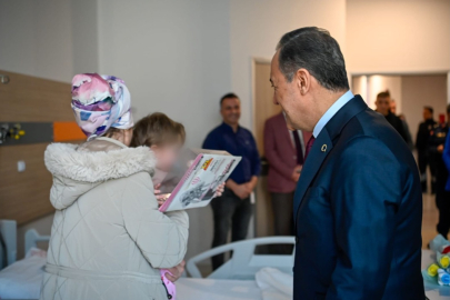 Vali Usta’dan saldırıda yaralanan minik İkra’ya geçmiş olsun ziyareti