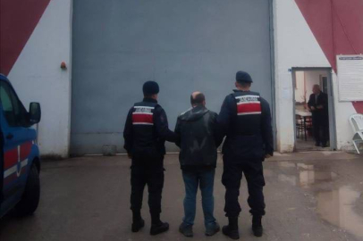 18 yıl hapis cezasıyla aranan hükümlü jandarmadan kaçamadı