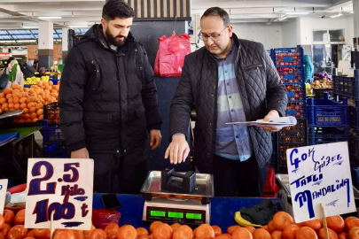 Yalova pazarında tartı denetimi