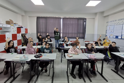 Yeşilay’dan Uzmanlar Koleji’nde Farkındalık Etkinliği