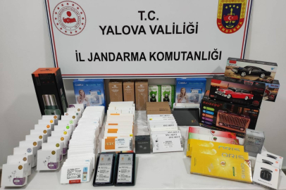 Tavşanlı'da gümrük kaçağı elektronik eşya kaçakçılığına darbe