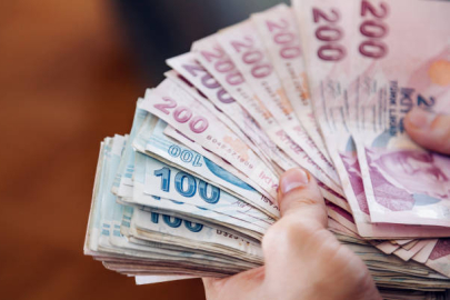 Emeklilere Bayram İkramiyesi ödemeleri yarın başlıyor