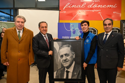 Vali Usta ve Rektör Bahçekapılı, üniversite öğrencileriyle birlikte iftar yaptı