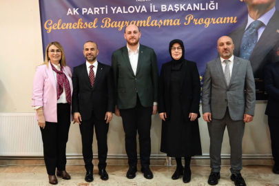 Ak Parti Yalova teşkilatı bayramlaştı