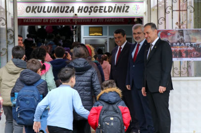 Gaziosmanpaşa İlkokulu’nda Bayrak Töreni coşkusu