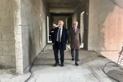 Yılmaz, eğitim yatırımlarını inceledi