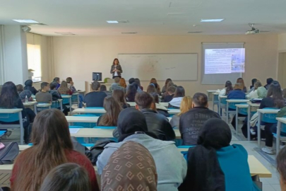 Yalova Üniversitesi Çınarcık MYO’da kariyer planlama rüzgarı