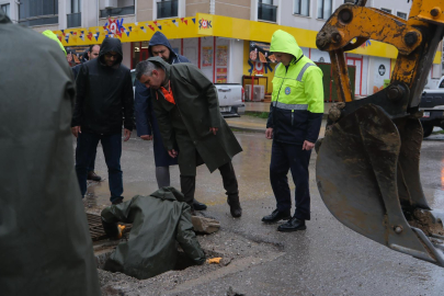 Başkan Yele’den yoğun yağış mesaisi