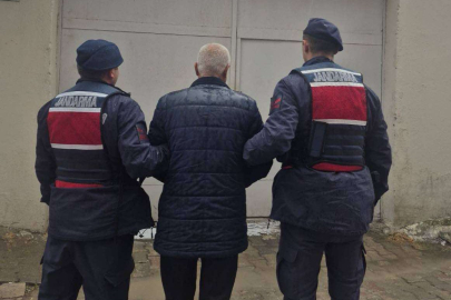 Çınarcık’ta zehir tacirinin evinine şok baskın! Uyuşturucu ve silah yakalandı