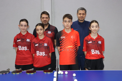 Yalova Belediye Spor Kulübü Masa Tenisi antrenörü Kadri Kocacenk, “Hedefimiz olimpiyatlara sporcu göndermek”