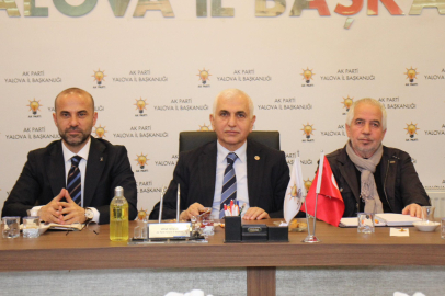 Gül, Yalova’da Ak Parti istişare toplantısına katıldı