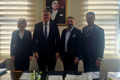 Uzmanlar Koleji’nden Prof. Dr. Serdar Geri’ye tebrik ziyareti