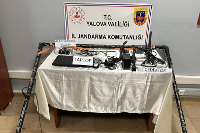 Elmalık Köyünde kaçak kazı baskını! 4 gözaltı