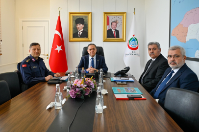 Vali Usta Okul Güvenliği Toplantısına katıldı