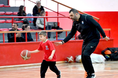 Yalova Belediyespor Basketbol Okulu’nda ilk antrenman heyecanı