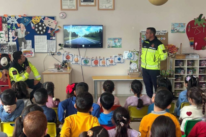 Jandarmadan öğrencilere trafik eğitimi