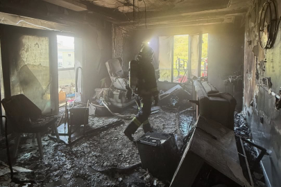 Yalova'da elektrik kontağından çıkan yangın paniğe neden oldu