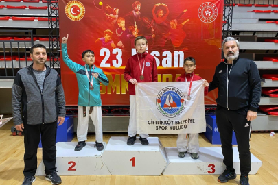 23 Nisan Karate Şampiyonası’nda Çiftlikköy rüzgârı