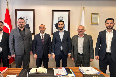 “Gençlerimizle omuz omuza yürümeye devam edeceğiz”