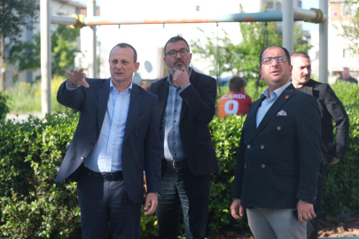 Başkan Yele, 500 Evler Sosyal Tesisleri’ndeki çalışmaları inceledi