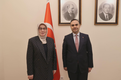 Akyol’dan Bakan Kacır’a ziyaret