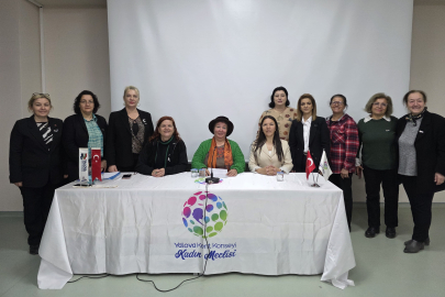 Anne Ormanına fidanları anneler dikti