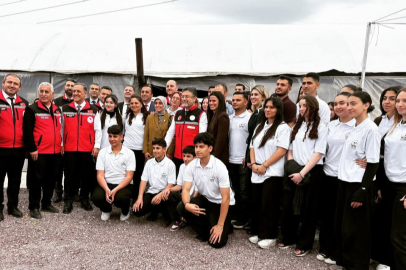 Bakan Yumaklı, Yalovalı öğrencilerle bir araya geldi
