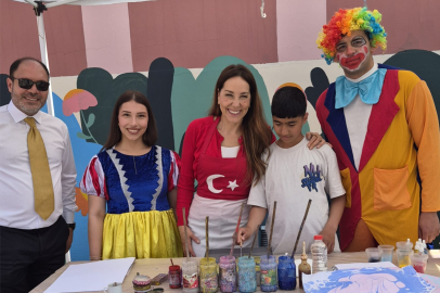 Koçal’dan özel bireylere ebru dersi
