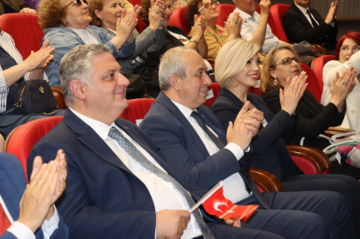 Yalova’da duygu dolu “Atatürk Söyleşisi”