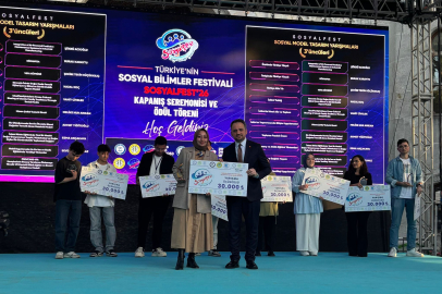 YÜ İlahiyat Fakültesi’nden büyük başarı