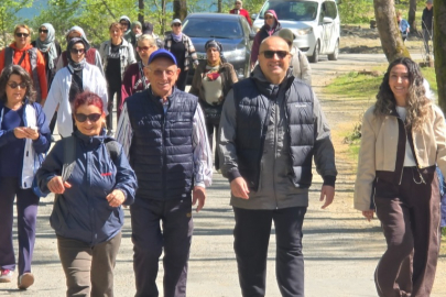 Çınarcık’ta doğa ve spor bir arada: Başkan Avni Kurt vatandaşlarla birlikte yürüdü