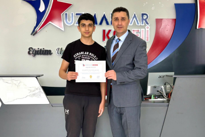 Uzmanlar Koleji'nden 500 tam puanlık gurur!